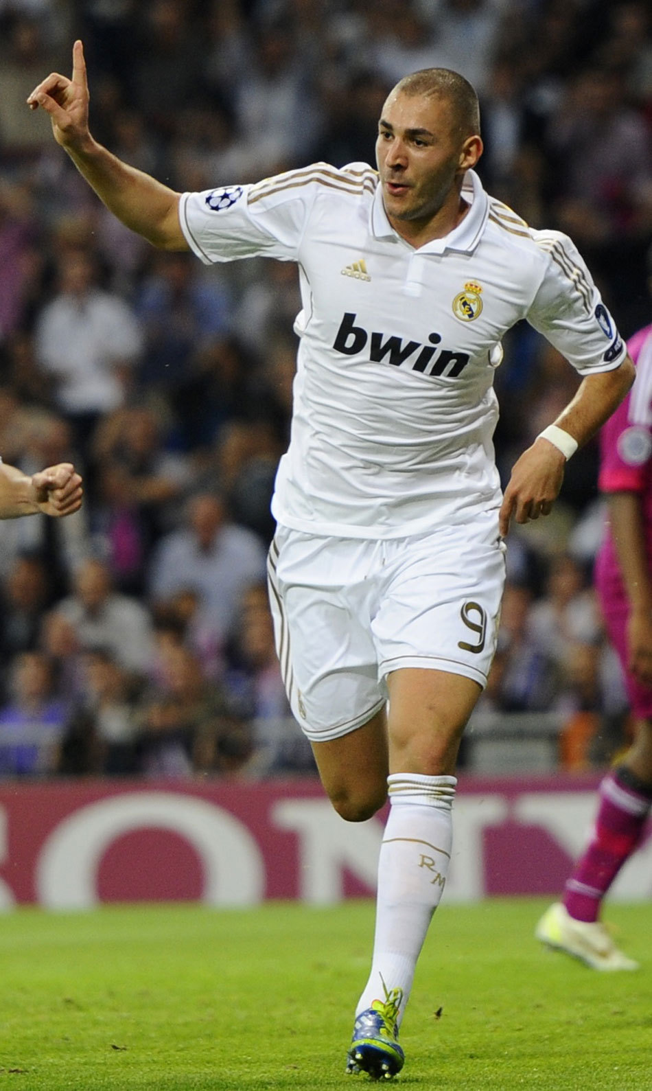 在短周期内 在短周期内