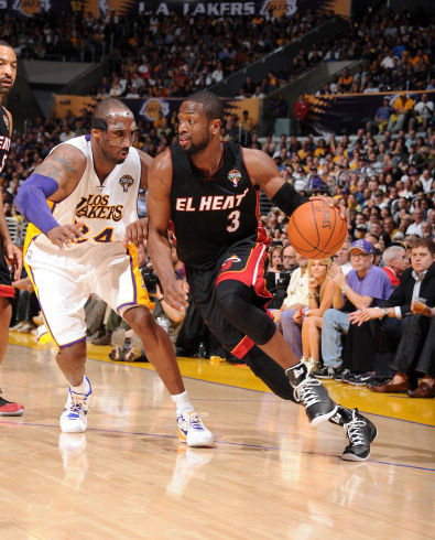 维持稳定的 维持稳定的