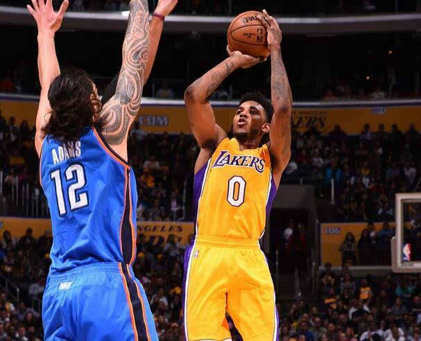 将形势拧转 将形势拧转